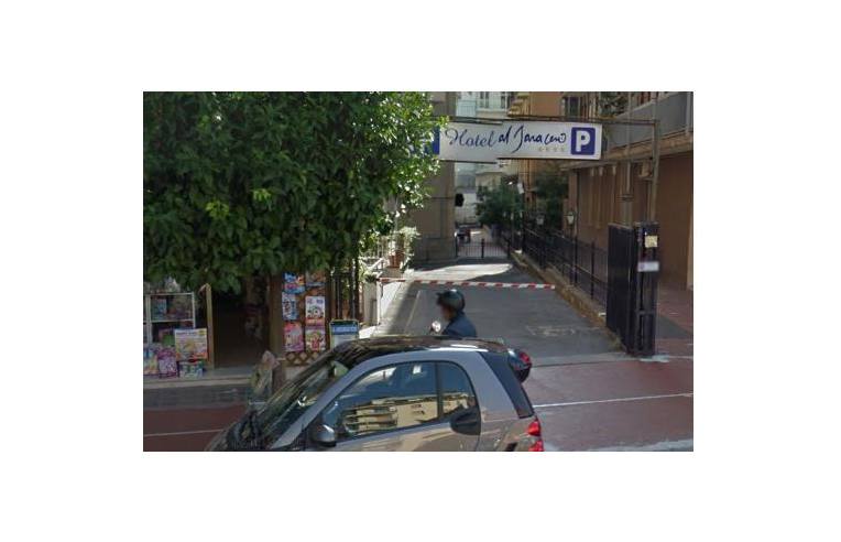 Box/Garage/Posto auto in vendita a Alassio