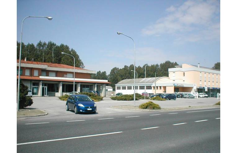 immagine annuncio 1 di 4
