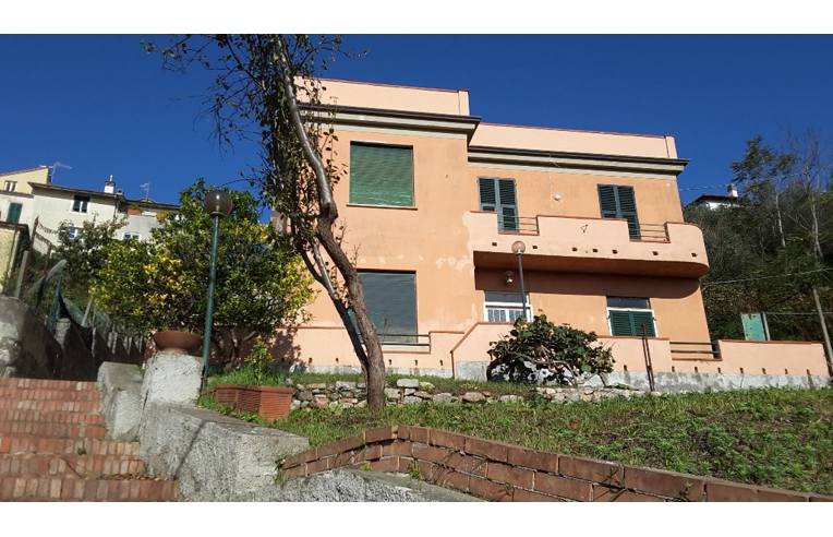 Villa in vendita a La Spezia, Zona Pitelli