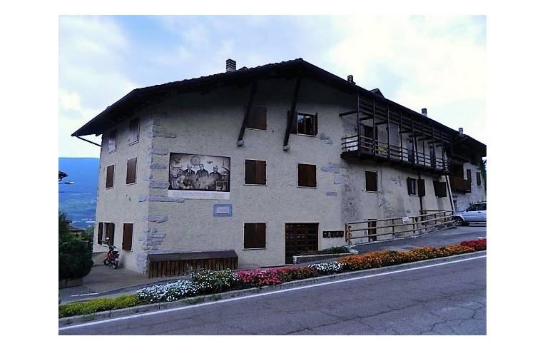 Quadrilocale in vendita a Comano Terme, Frazione Villa