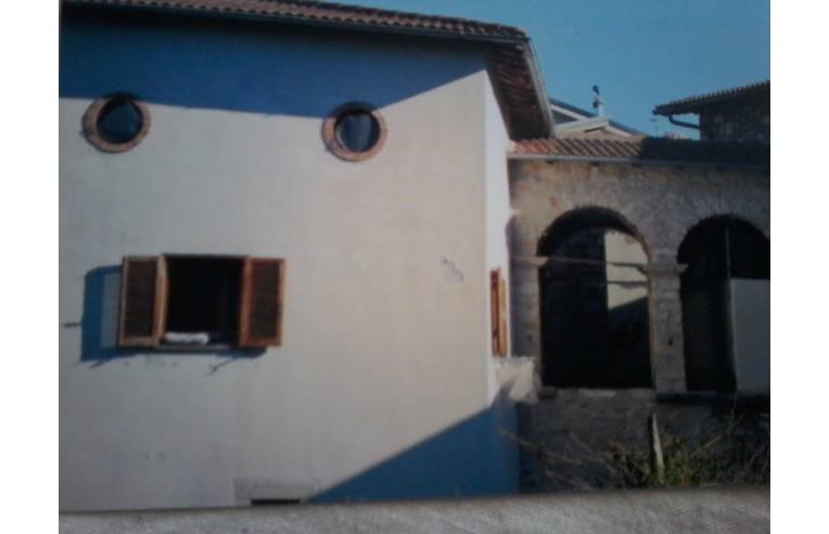Casa indipendente in vendita a Cascia, Frazione Colforcella