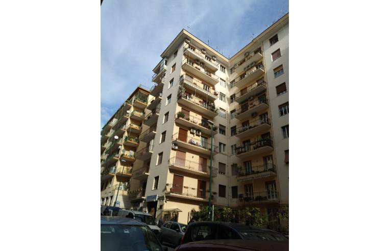 In Vendita Vomero Napoli privato vende appartamento appartamento luminosissimo in In Vendita Vomero Napoli privato vende appartamento appartamento luminosissimo in