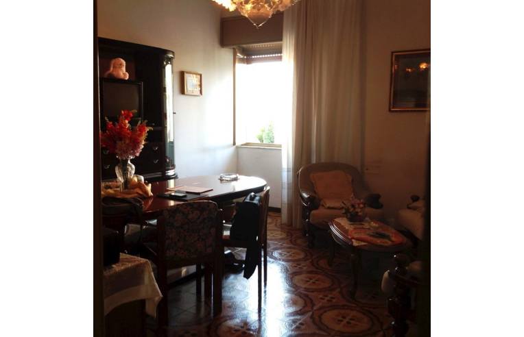 Casa indipendente in vendita a Napoli, Zona Chiaiano