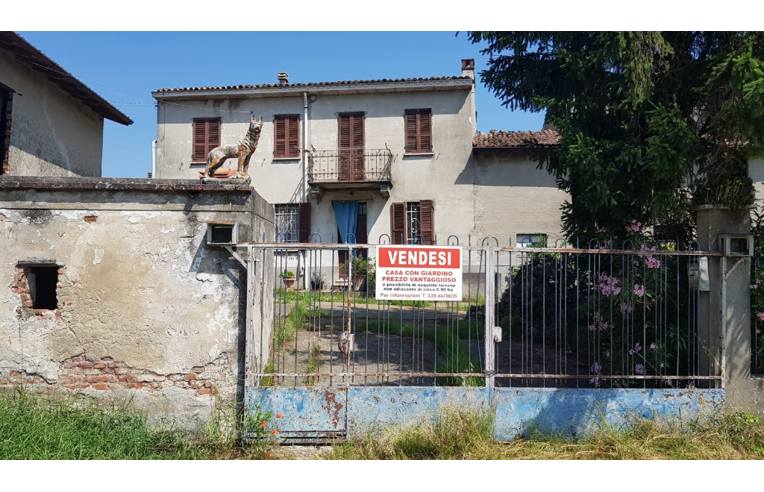 Casa indipendente in vendita a Montù Beccaria, Frazione Poggiolo