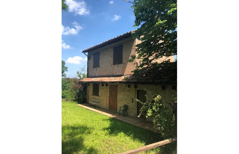 Villa in vendita a Volpedo
