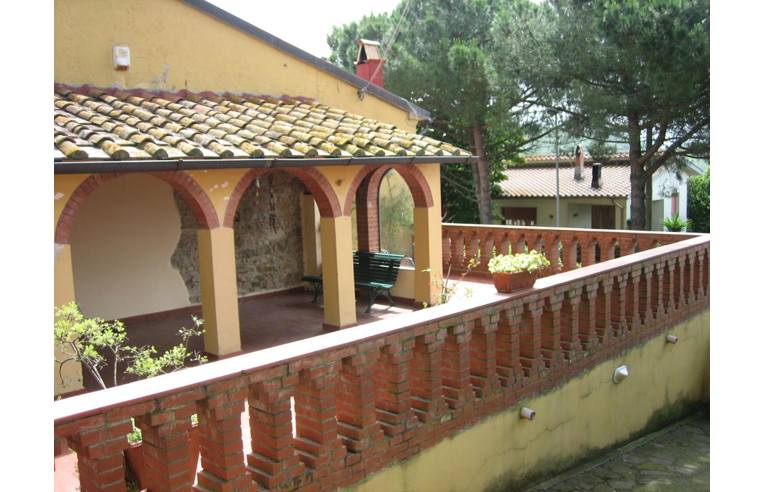 Porzione di casa in vendita a Rosignano Marittimo, Frazione Nibbiaia