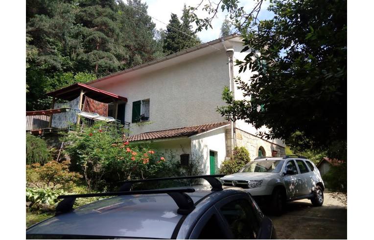 Villa in vendita a Borzonasca