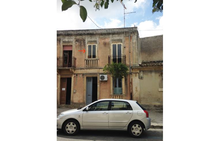 Casa indipendente in vendita a Chiaramonte Gulfi