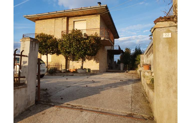 Casa indipendente in vendita a Ponzano di Fermo