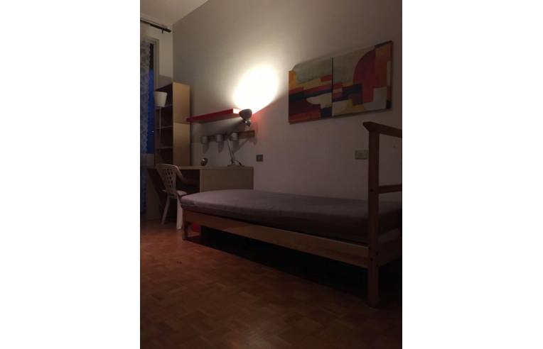 Privato Affitta Stanza Posto Letto Posto Letto Camera Doppia Comodo Per Boconi Cattolica Naba Annunci Milano Zona Bocconi Rif