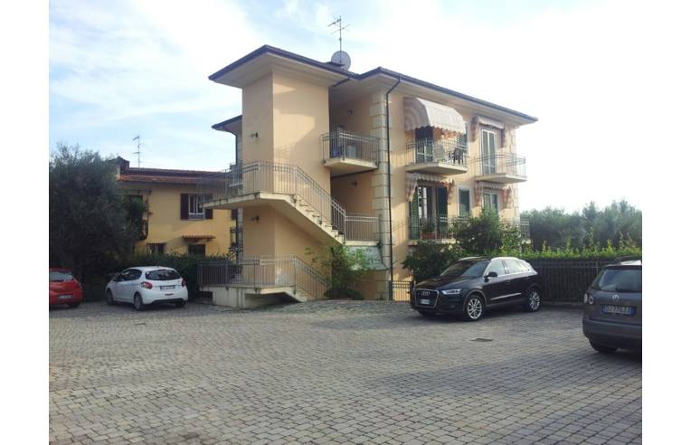 Appartamento in vendita a Montignoso, Frazione Cervaiolo