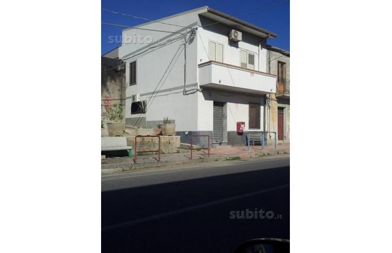 Casa indipendente in vendita a Brancaleone, Frazione Galati, Via Carlo Alberto 56