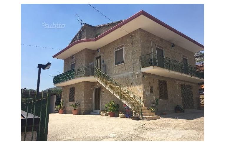 Casa indipendente in vendita a Piana di Monte Verna, Via Croce Cornieri 83