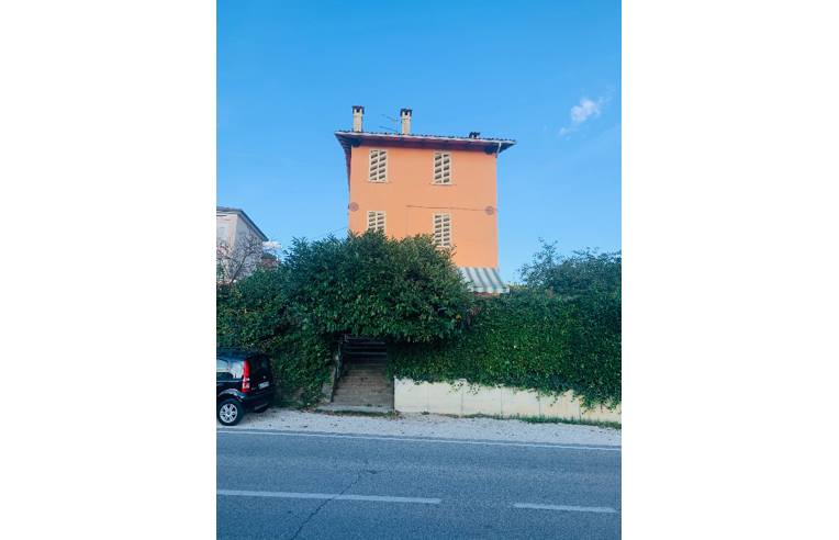 Appartamento in vendita a Gubbio, Frazione Branca, Via dei Calzolari 82