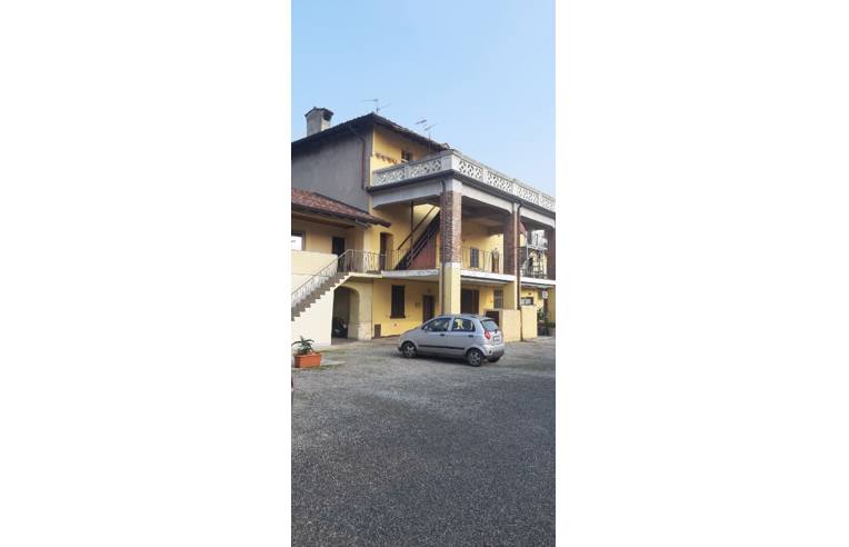 Porzione di casa in vendita a Cassano d'Adda, Frazione Taranta