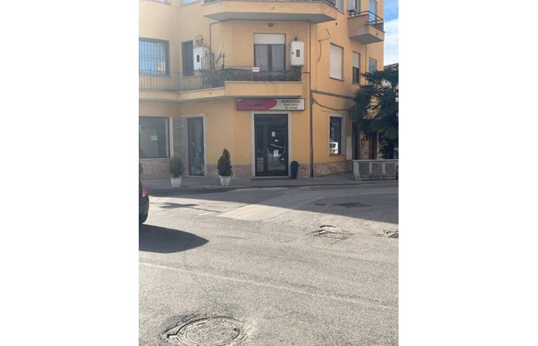 Quadrilocale in vendita a Frosinone, Via Mastruccia 3