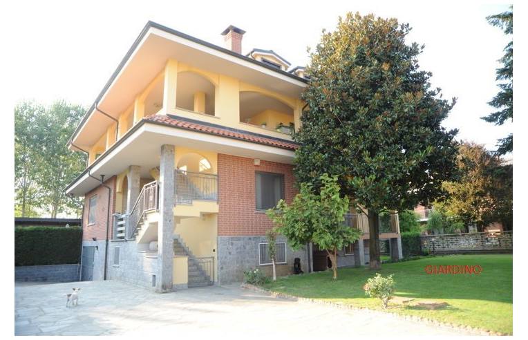 Villa in vendita a Santena