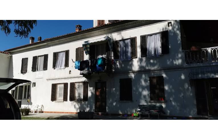 Casa indipendente in vendita a Incisa Scapaccino, Via Sant'Ambrogio 26