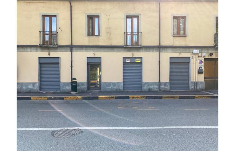 Altro in vendita a Torino, Zona Madonna Del Pilone, Corso Casale 186