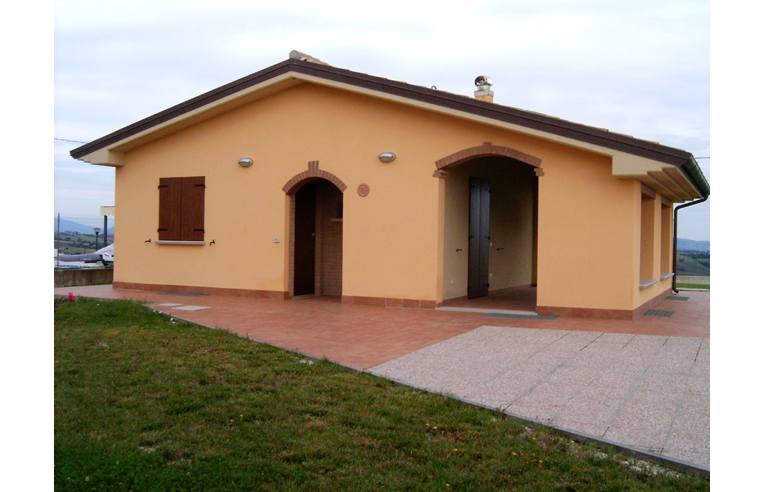 Villa in vendita a San Giorgio di Pesaro, Via Roma 17