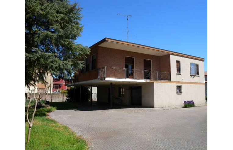Villa in vendita a Ficarolo, Via Antonio Gramsci 82