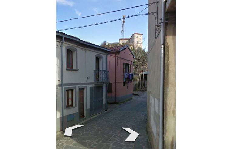 Casa indipendente in vendita a Satriano di Lucania, Vico III Piazzile 1