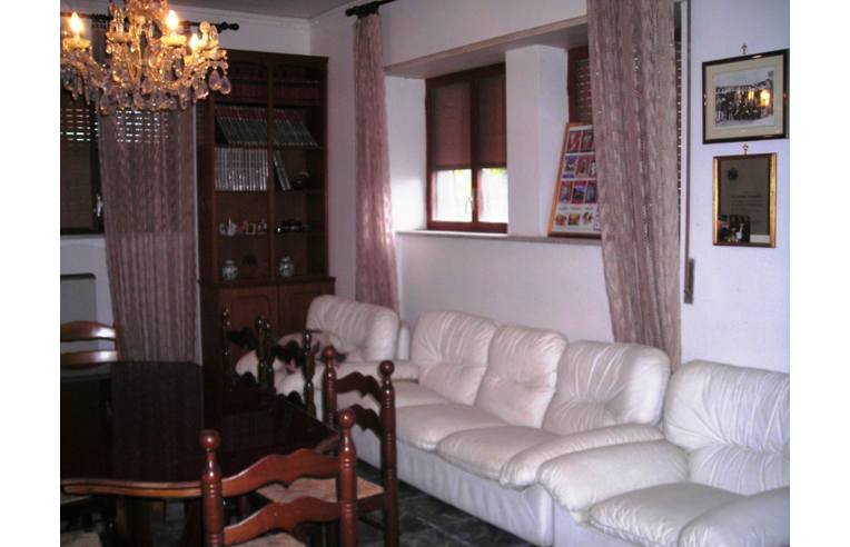 Foto 3 - Appartamento in Vendita da Privato - Viterbo, Frazione San Martino Al Cimino