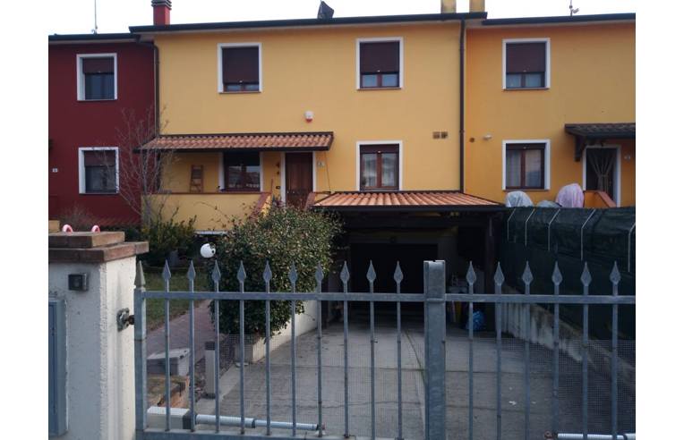 Villetta a schiera in vendita a Ariano nel Polesine, Frazione Rivà
