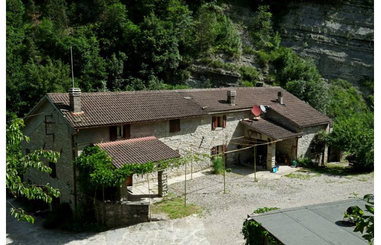 Rustico/Casale in vendita a Bagno di Romagna, Via Mulino di Culmolle 50
