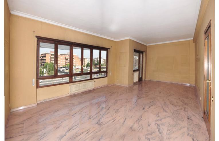 Appartamento in vendita a Roma, Zona Romanina, Circonvallazione Cornelia 295