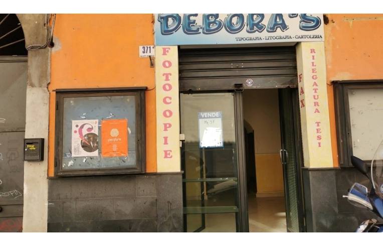 Negozio in vendita a Catania, Zona Centro Storico, Via Vittorio Emanuele II 371