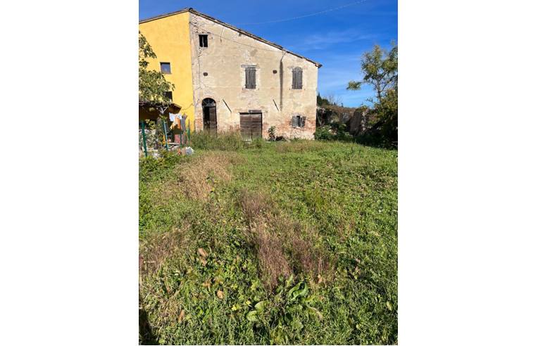 Rustico/Casale in vendita a San Giovanni in Marignano