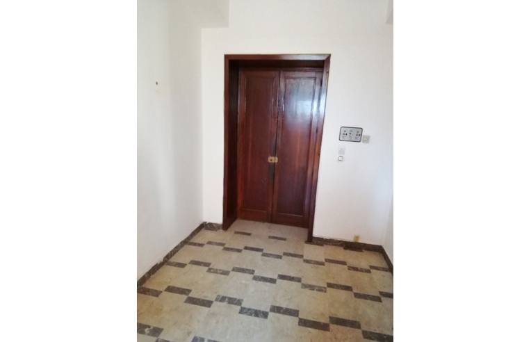 Appartamento in vendita a Mazzarrà Sant'Andrea