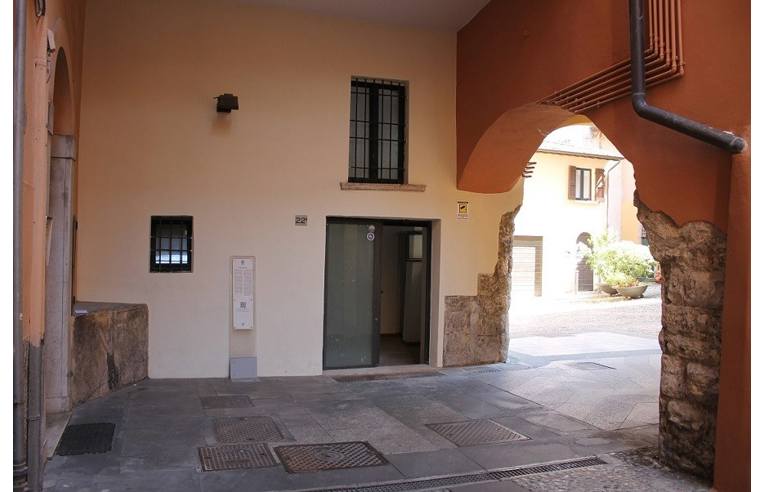 Porzione di casa in vendita a Brescia, Zona Centro Storico, Corso Goffredo Mameli 22