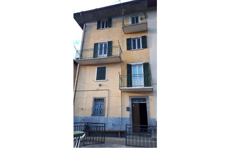 Casa indipendente in vendita a San Giovanni Bianco, Frazione San Gallo, Via Foppa 18