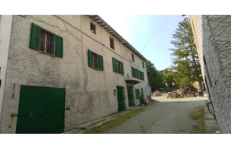 Rustico/Casale in vendita a Castelvetro di Modena, Via Sapiana 46