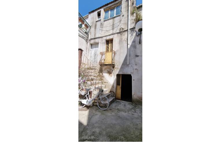 Casa indipendente in vendita a Cassano delle Murge, Vico Traiano 2