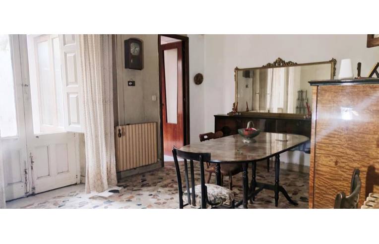 Casa indipendente in vendita a Giarre, Via Alcide de Gasperi 59