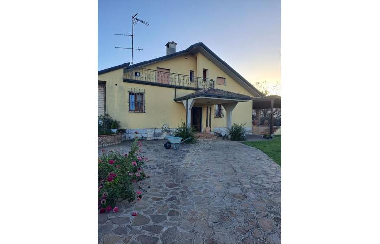 Villa in vendita a Valmontone, Via Aldo Moro 6