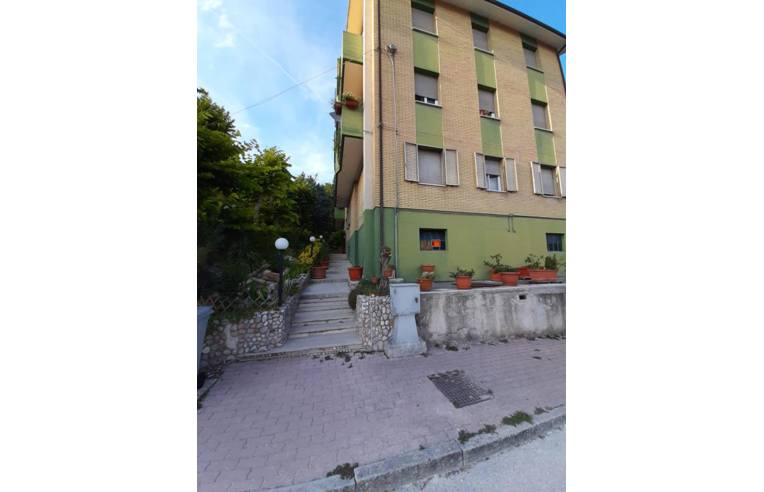 Appartamento in vendita a Sassoferrato, Via Loreto 9