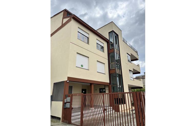 Appartamento in vendita a Capua, via Martiri di Nassirya 36, Centro, Capua 36