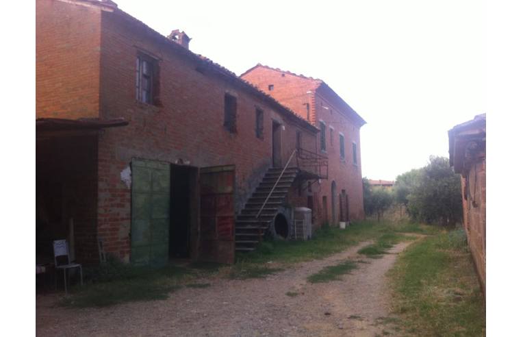 Rustico/Casale in vendita a Castiglione del Lago, Frazione Petrignano