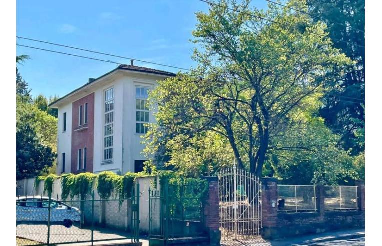 Casa indipendente in vendita a Bologna, Zona Toscana
