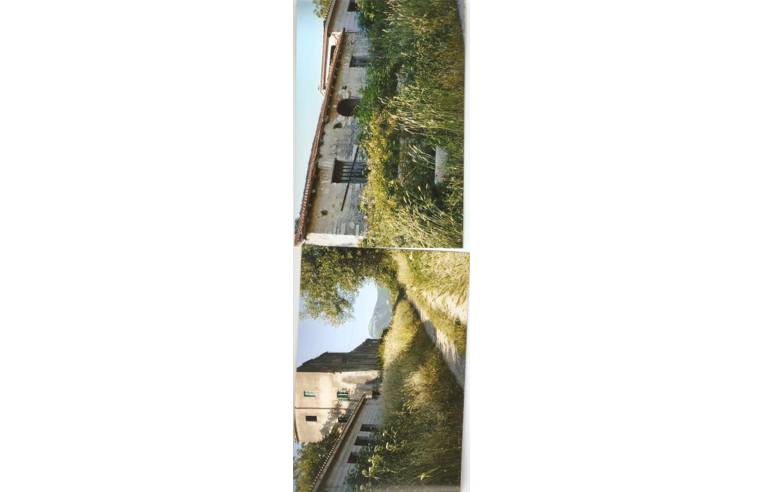 Rustico/Casale in vendita a Guidonia Montecelio, Frazione La Botte