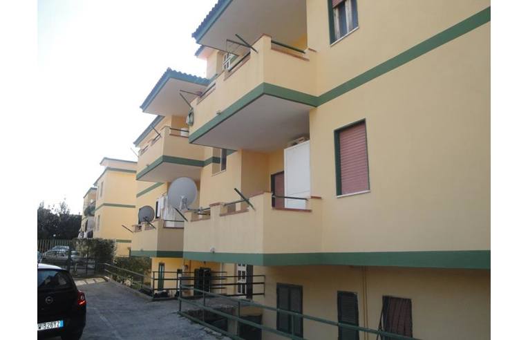 Appartamento in vendita a Giugliano in Campania, Frazione Varcaturo