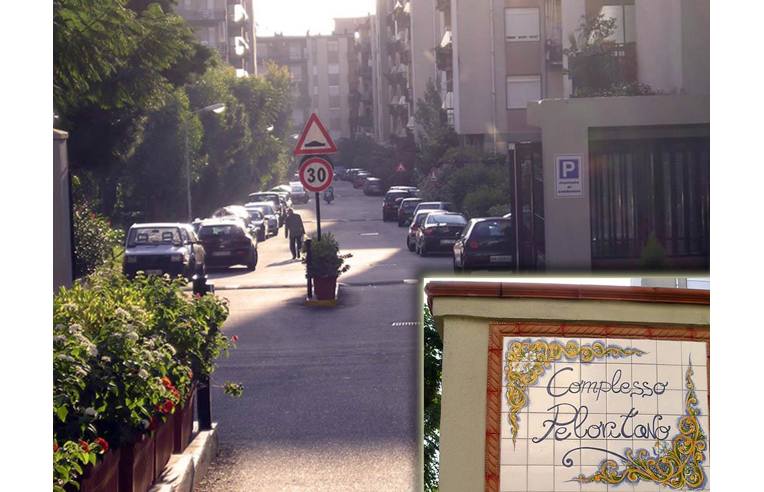 Quadrilocale in vendita a Messina, Frazione Contesse