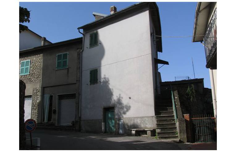Porzione di casa in vendita a Casola in Lunigiana
