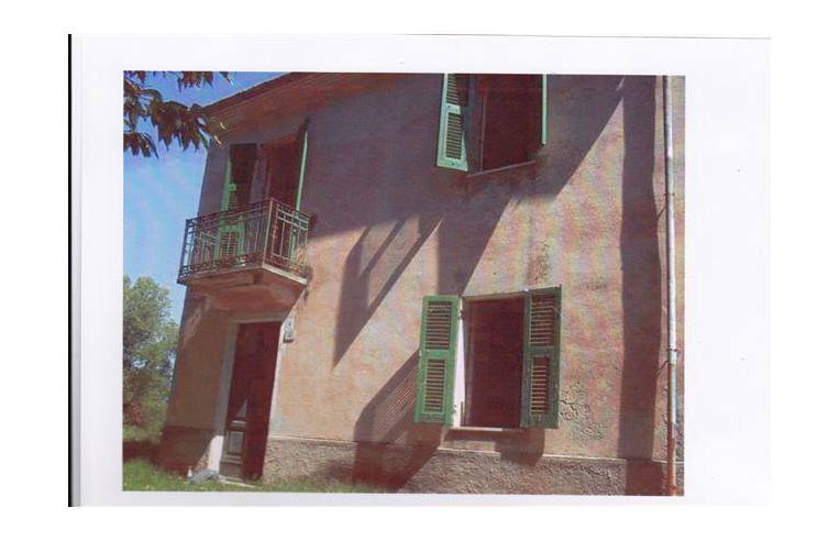 Casa indipendente in vendita a Fivizzano, Frazione Mezzana-Monte De' Bianchi