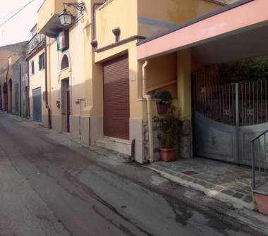 Negozio in affitto a Villamagna (Chieti), Via Roma 41