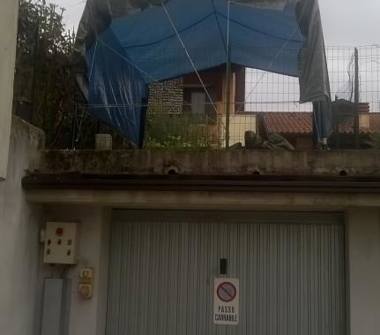 Magazzino in affitto a Valeggio sul Mincio, Frazione Salionze